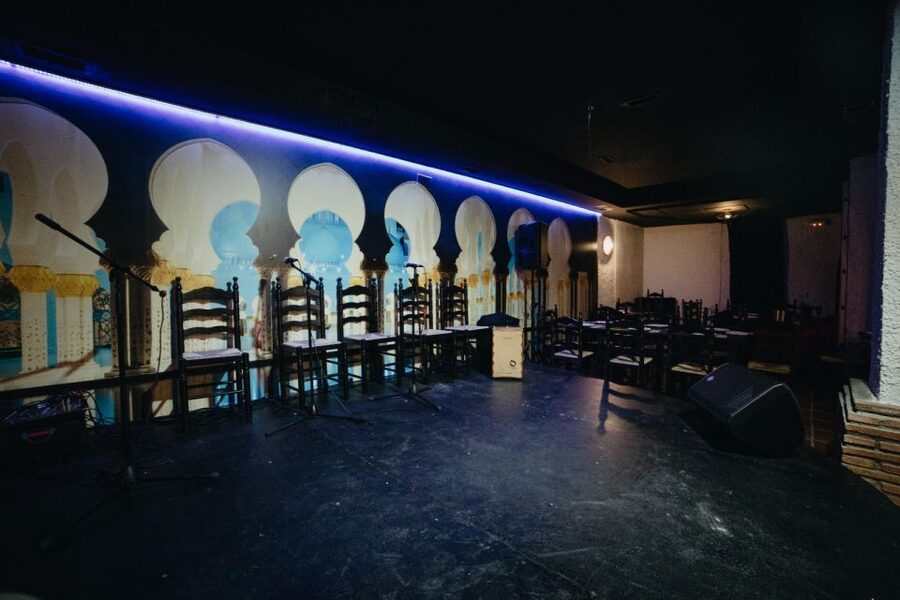 Cordoba: Flamenco Show at Tablao El Jaleo & Optional Dinner - Friendly service and the family-run feel