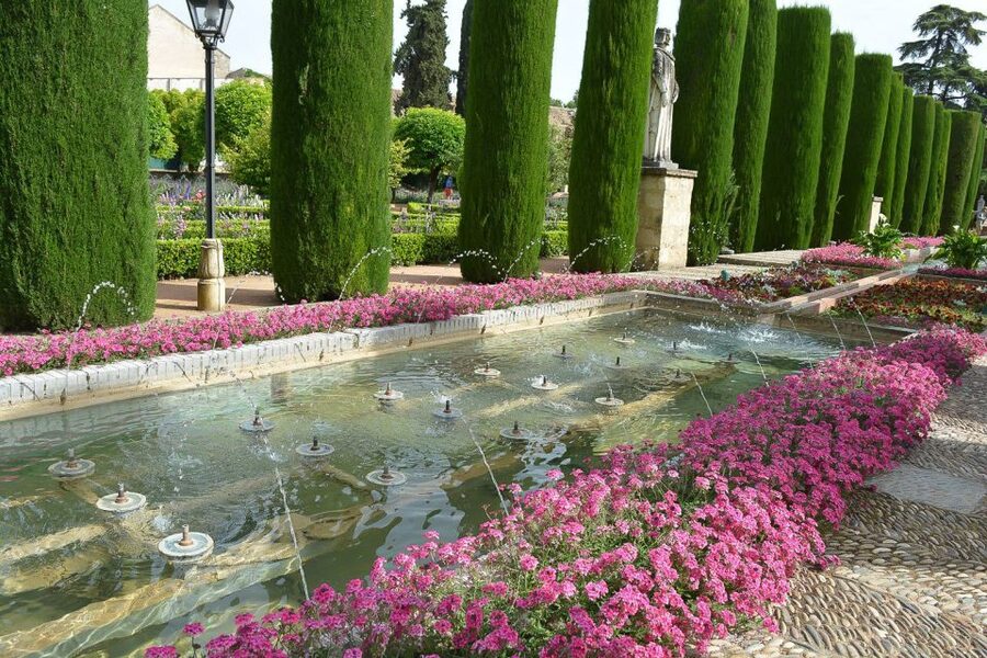 Cordóba: Gardens & Fortress of Catholic Monarchs Guided Tour - Why the Alcázar matters in Córdoba