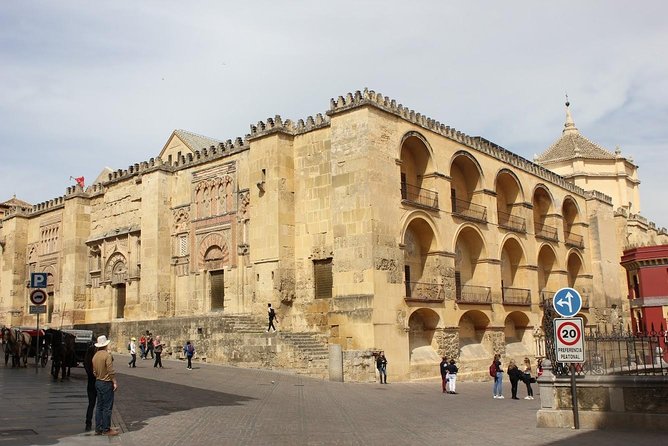 Cordoba Guided Tour Mosque and Cathedral from Seville - The drawbacks you should plan around