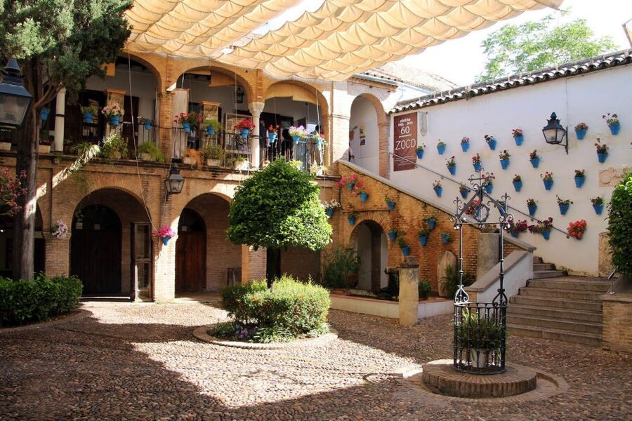 Córdoba Guided Tour of the Mosque, Jewish Quarter & Alcazar - Who should book this Córdoba tour?