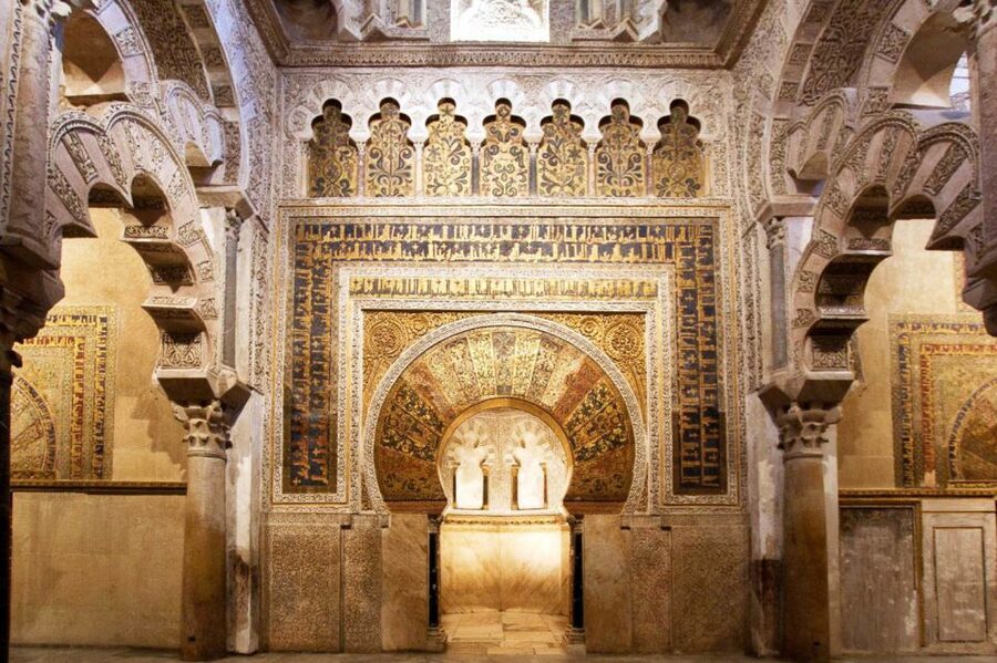 Córdoba Guided Tour of the Mosque, Jewish Quarter & Alcazar - The Chapel of San Bartolomé and its Mudejar detail