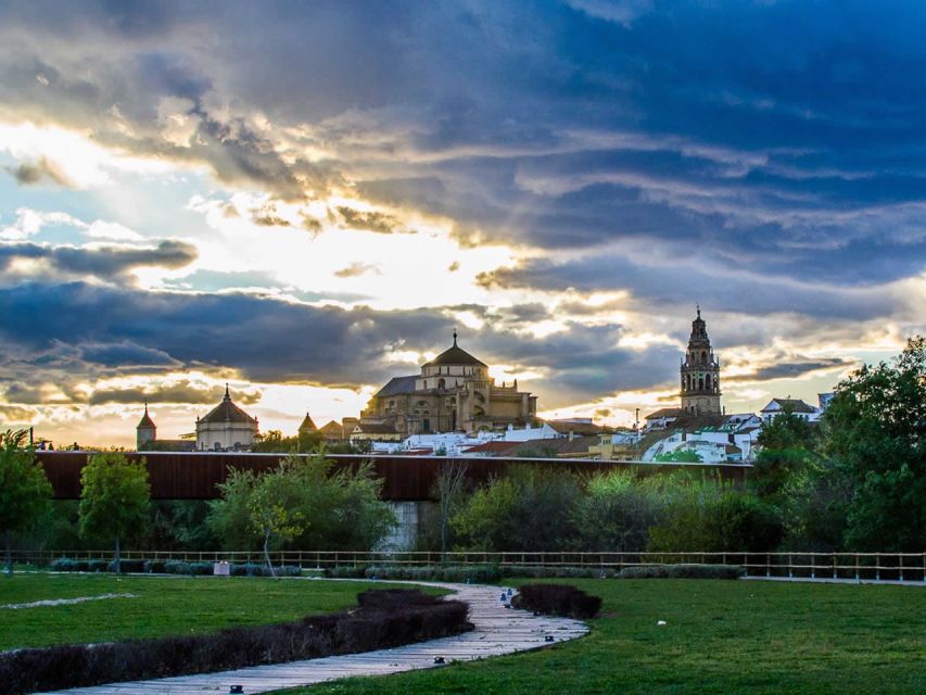 Cordoba: Historical Monuments of Cordoba City Walking Tour - Starting at the Alcázar of the Catholic Monarchs