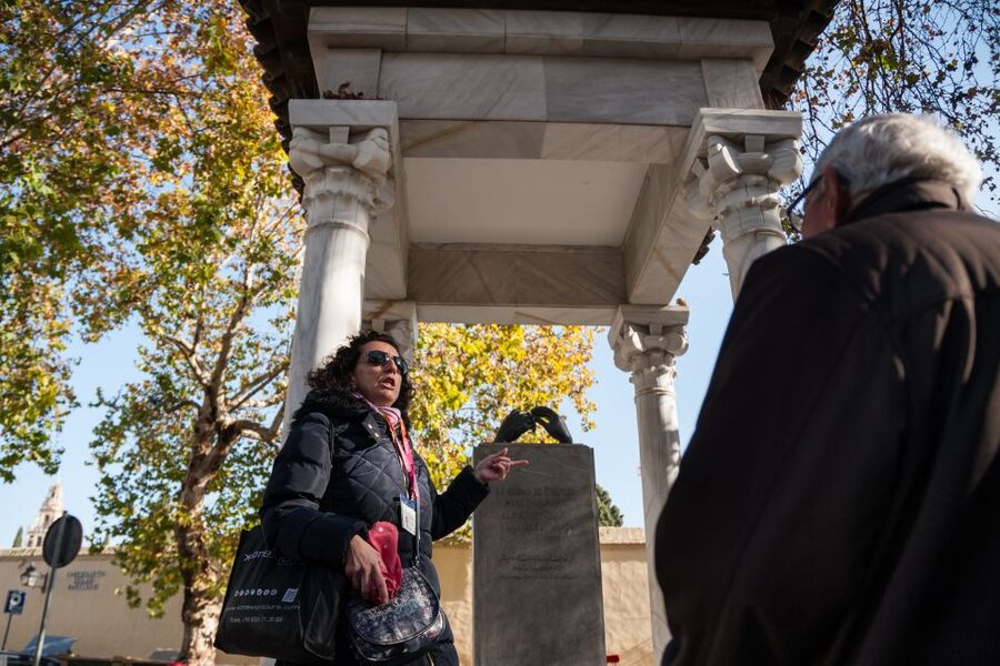 Cordoba: Jewish Quarter and Mosque-Cathedral Guided Tour - Key points at a glance