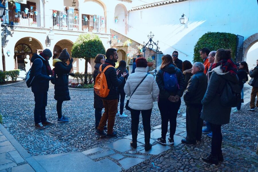 Cordoba: Jewish Quarter Walking Tour - Beginning at the Puerta del Perdón