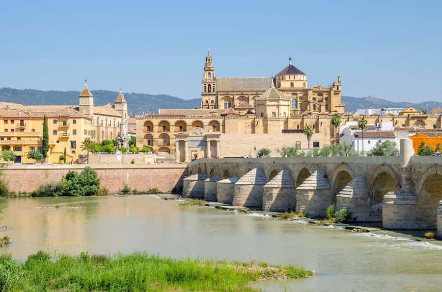 Cordoba: Mosque-Cathedral E-Ticket with Audio Guide - Getting to Puerta del Perdón and the main entrance