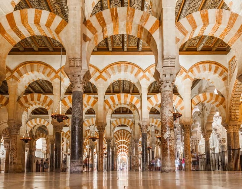 Córdoba: Mosque-Cathedral, Jewish Quarter and Alcázar Tour - Should you book the Córdoba monuments tour?