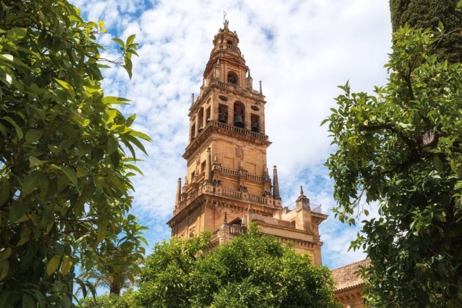 Córdoba Mosque, Jewish Quarter and Alcázar 3-Hour Tour - Entering the Mosque-Cathedral