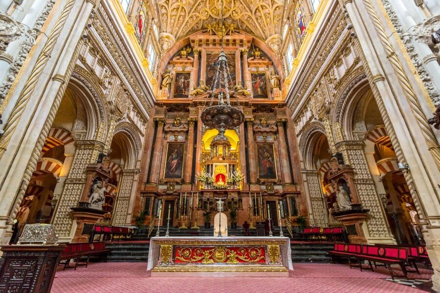 Córdoba Mosque, Jewish Quarter and Alcázar 3-Hour Tour - Who should book this tour?
