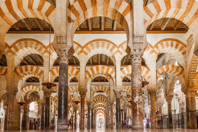 Cordoba Mosque & Jewish Quarter Guided Tour with tickets - Crowds, weather, and practical comfort