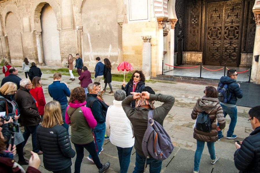 Córdoba: Skip-the-Line Great Mosque-Cathedral History Tour - Why the Mosque-Cathedral deserves a guided hour