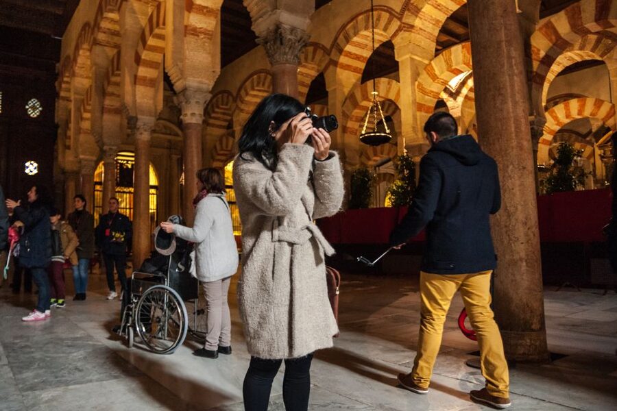 Córdoba: Skip-the-Line Great Mosque-Cathedral History Tour - What the one-hour itinerary feels like