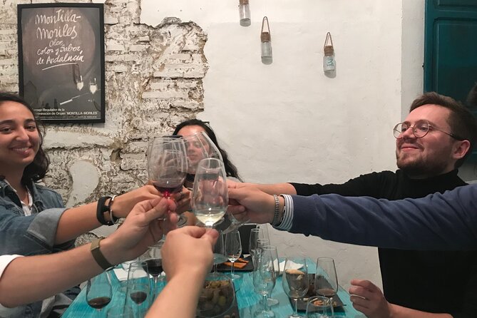 Cordoba sunset, local wine & cheese tasting - A 90-minute evening plan