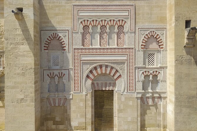Cordoba tour Mosque-Cathedral & Jewish Quarter, max. 8 people - Why the Mezquita-Cathedral deserves the first hour