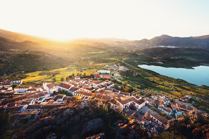 Day trip to Zahara, Setenil and Ronda from Seville - Who should book this tour?