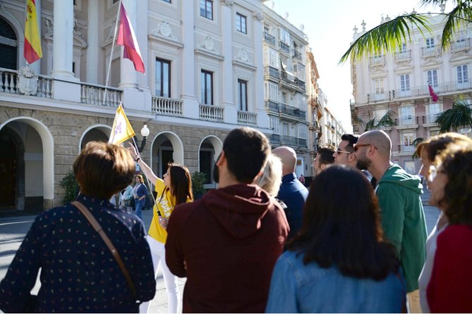 Discover Cádiz walking tour - Plaza de la Mina and the Provincial Museum
