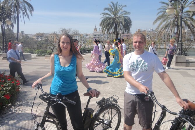 E-Bike Rental - A flexible route through Seville’s main sights