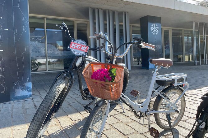 Electric Bicycle Rental in Seville - Price and value at $12.04