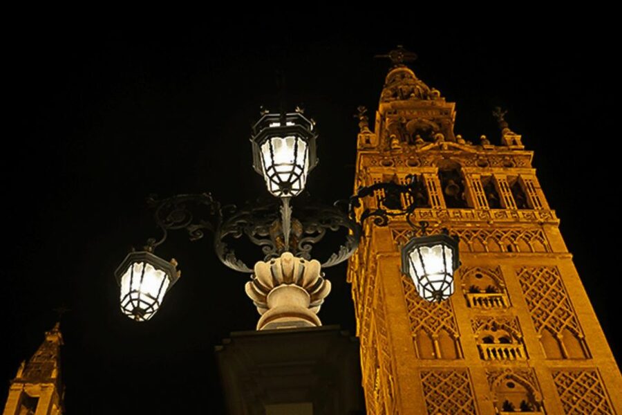 Enchanted Seville Walking Tour - Finishing at Las Setas in Plaza de la Encarnación