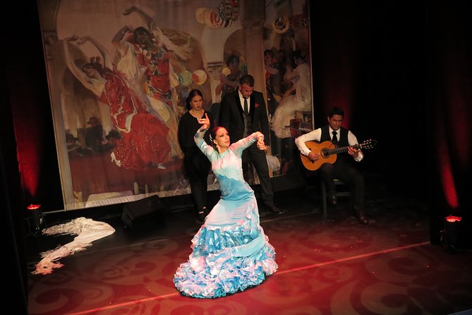 Flamenco Show and Tapas in Seville - Four tapas and three drinks in two or three bars