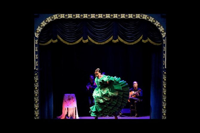 Flamenco Show and Tapas in Seville - The 7 p.m. start on C. Francos