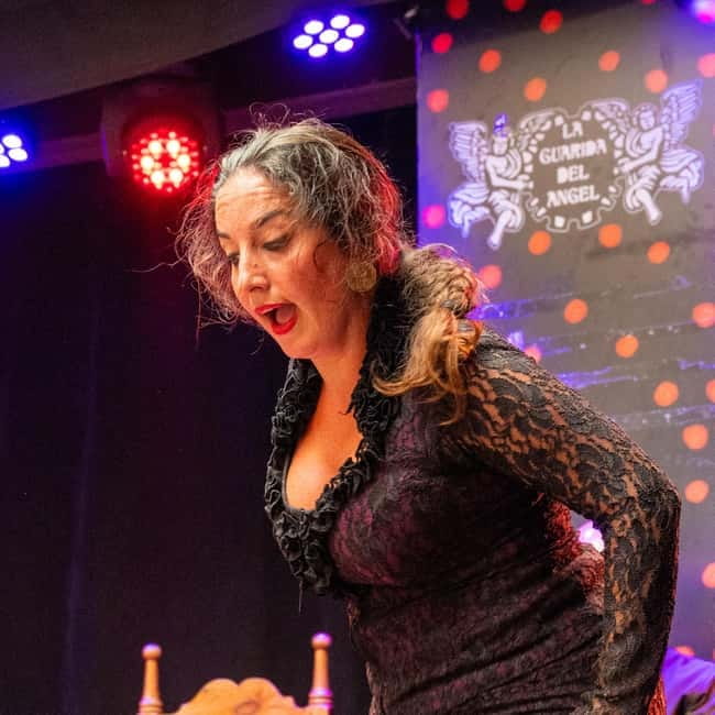 Flamenco Show at La Guarida del Angel with Drink - Timing your evening around 6:00 PM and 8:00 PM