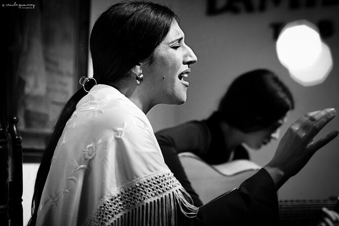 Flamenco Show in Seville at Bar and Tapas - Why the one-hour length works