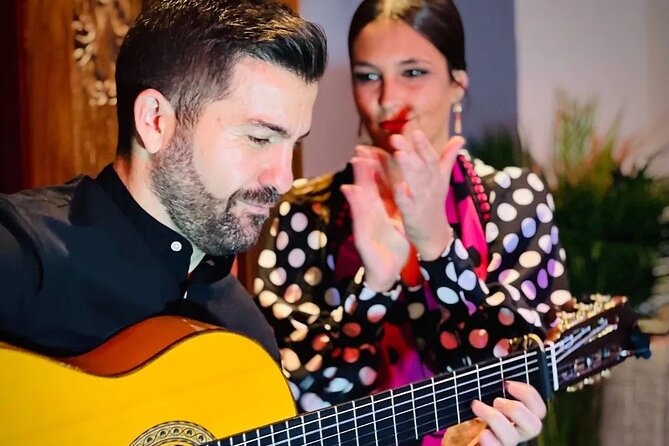 Flamenco show in the heart of Triana - How the small venue changes the experience