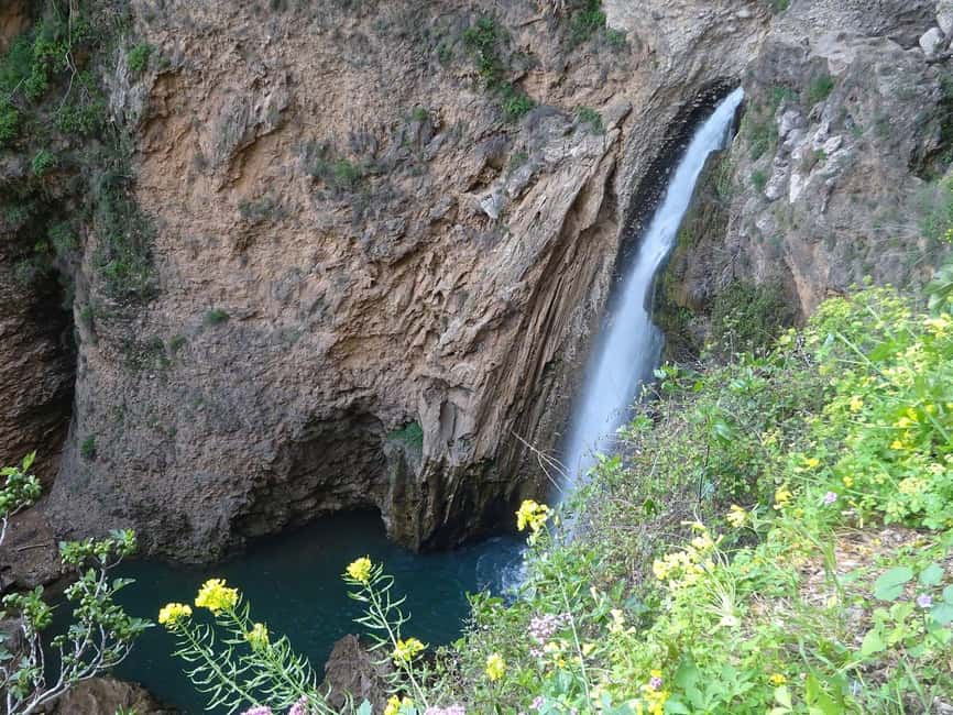 From Malaga: Ronda y Setenil de la Bodegas Day Trip by coach - Four hours to choose your own Ronda