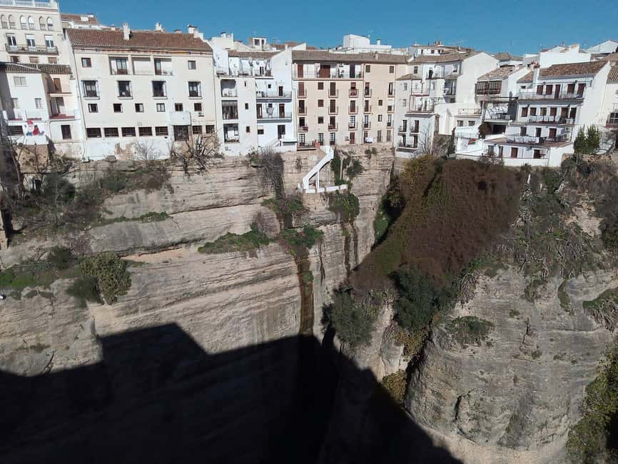 From Malaga: Ronda y Setenil de la Bodegas Day Trip by coach - Setenil de las Bodegas and its rock-roofed streets