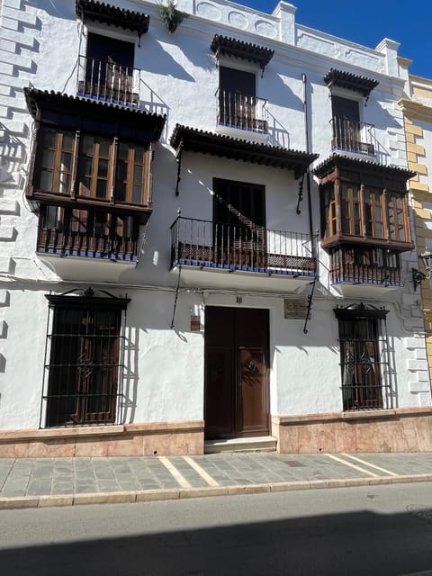 From Nerja/Almunecar: Ronda Day Trip with Hotel Pickup - Why Ronda makes such a strong day trip