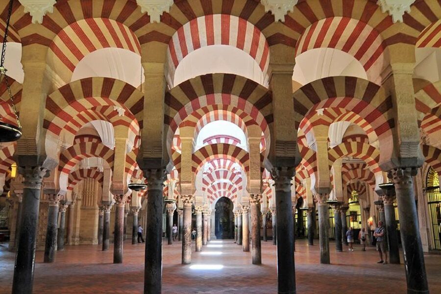From Seville: Córdoba and Mosque Cathedral Full-Day Tour - Walking the Jewish Quarter for 90 minutes