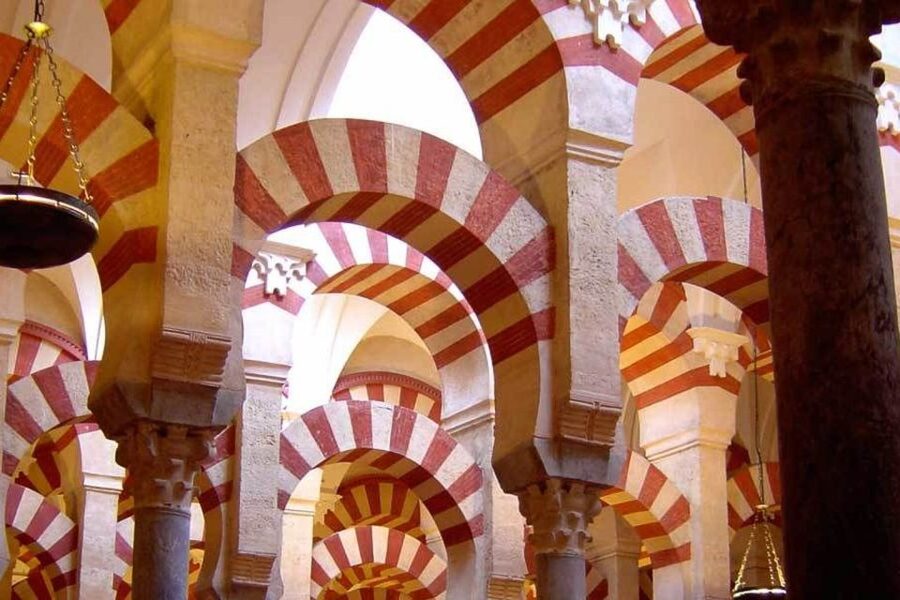 From Seville: Córdoba and Mosque Cathedral Full-Day Tour - Guides, languages, and group size