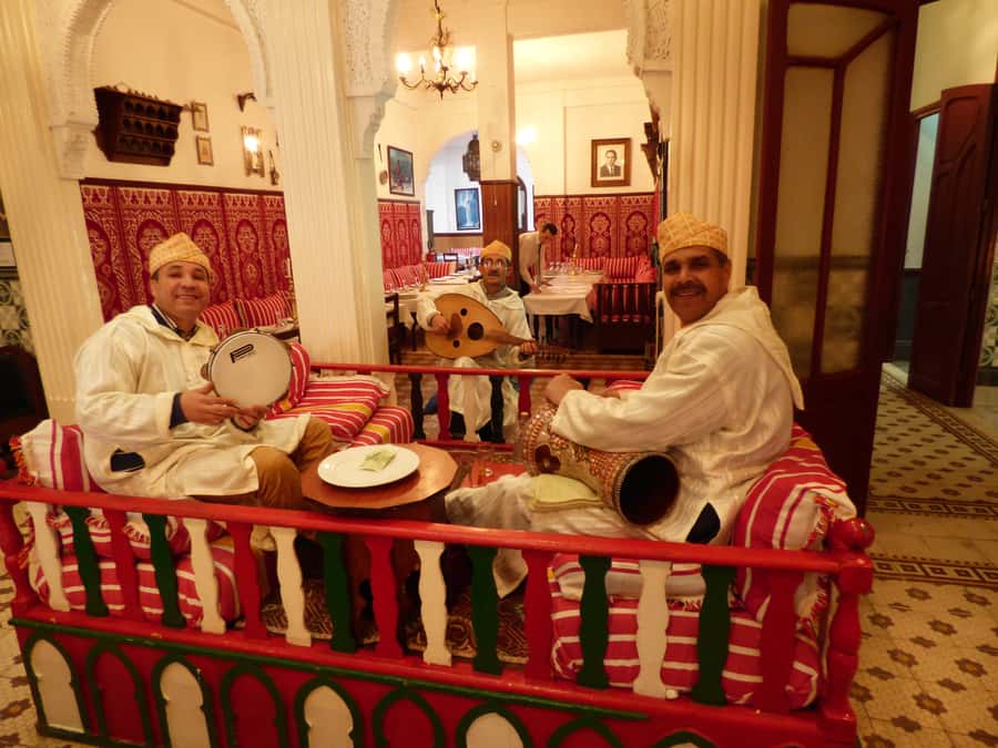 From Seville: Day Trip to Tangier with Lunch - Carpet workshops, pharmacies, and the shopping question
