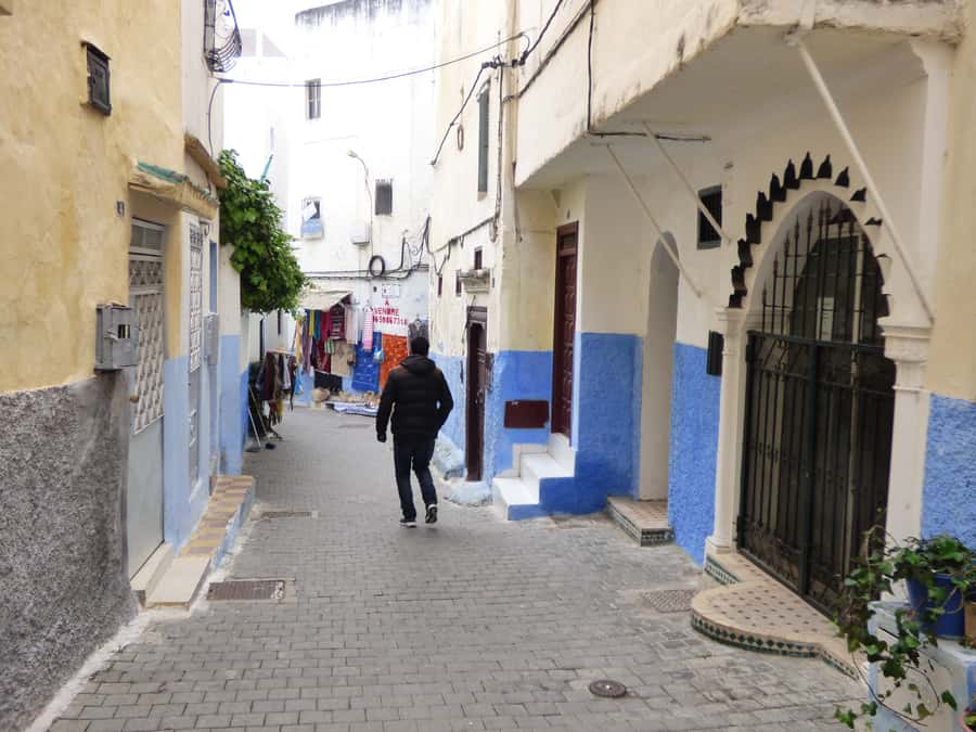 From Seville: Day Trip to Tangier with Lunch - Entering Tangier through the Medina