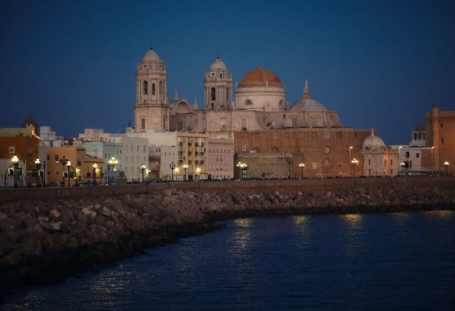 From Seville: Private Day Trip to Cádiz with Guide - The Drive From Seville to Cádiz