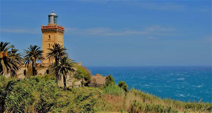 From Seville: Tangier Day Trip with Local Guide and Lunch - What the $258 price really covers