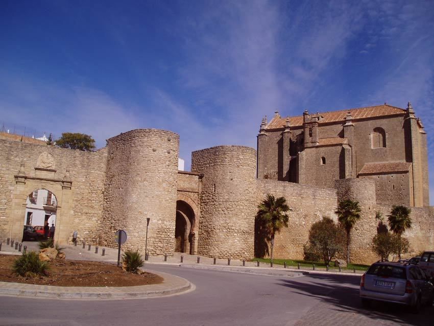 From Seville: White Villages and Ronda Full-Day Trip - Walking, weather, and what to bring