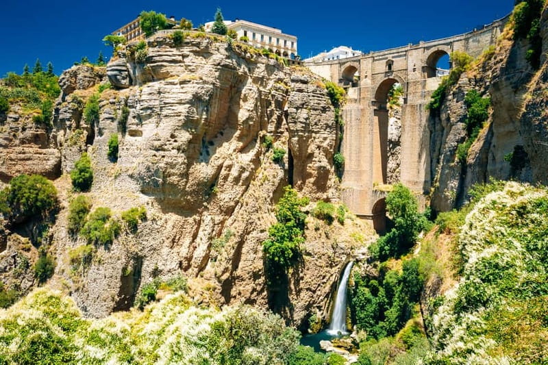 From Seville: White Villages Tour - The Sierra de Grazalema and the Garganta Verde