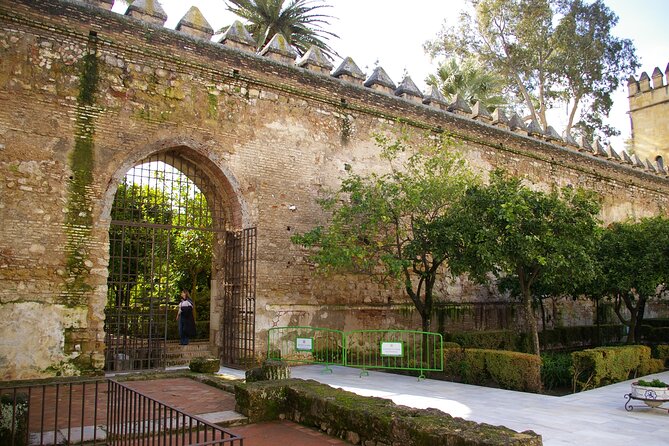 Gardens & Fortress of Catholic Kings Tickets & Tour in English - Is $26.49 good value for one hour?