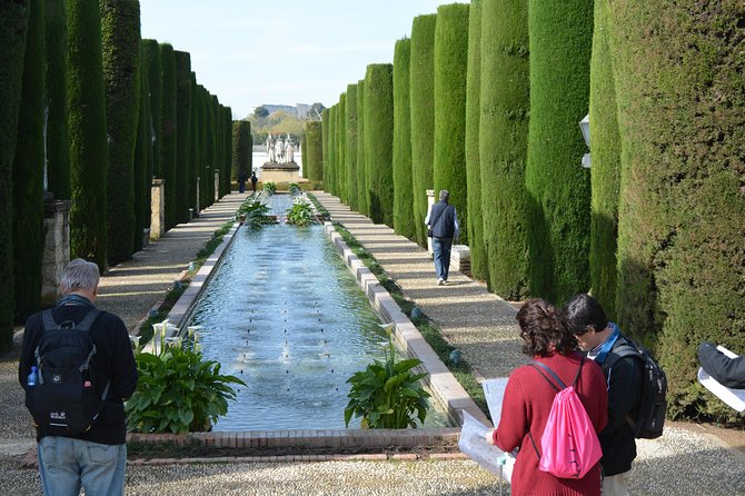 Gardens & Fortress of Catholic Kings Tickets & Tour in English - Why the gardens matter more than the fortress rooms