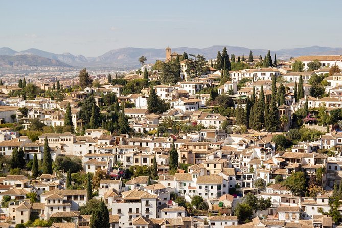 Granada Day Trip from Seville with Skip-the-line Alhambra Access - Leaving Seville at 8:00 in the morning