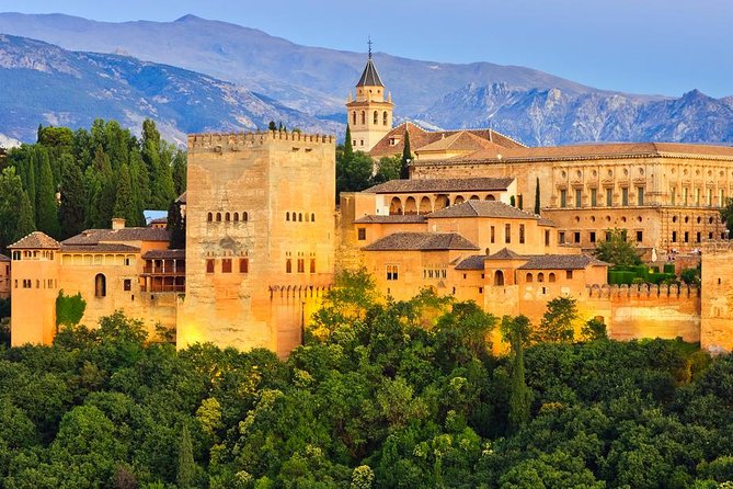 Granada Day Trip with Alhambra and Albaicin Tour from Seville - Why the Alhambra is worth a full day from Seville