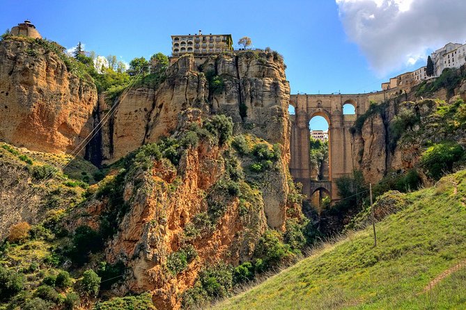 Granada Private Transfer to Seville with a Visit to Ronda - Lunch in Ronda, at your own cost