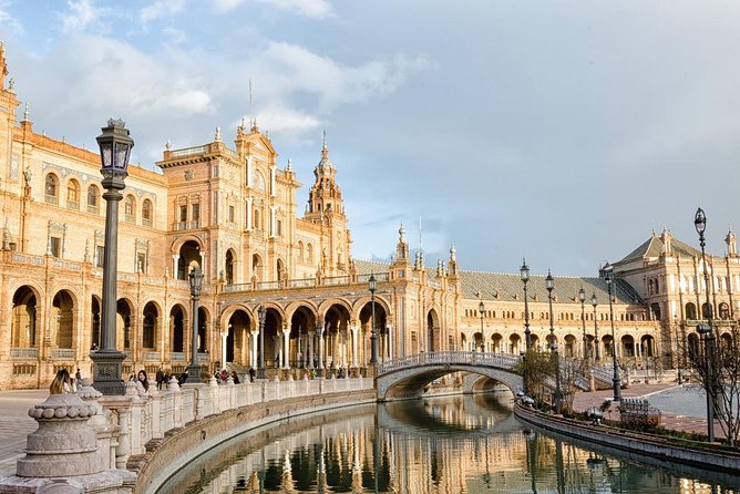 Granada Private Transfer to Seville with a Visit to Ronda - The 10 a.m. pickup from Granada