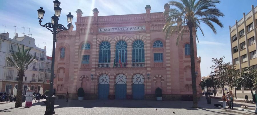 Guided visit on foot through Cádiz: stories from the hand of a local guide - Who will enjoy this Cádiz walk