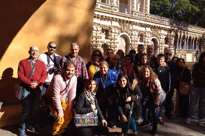 Guided visit to the Alcázar of Seville without queues - Inside the Alcázar: palace rooms and courtyards