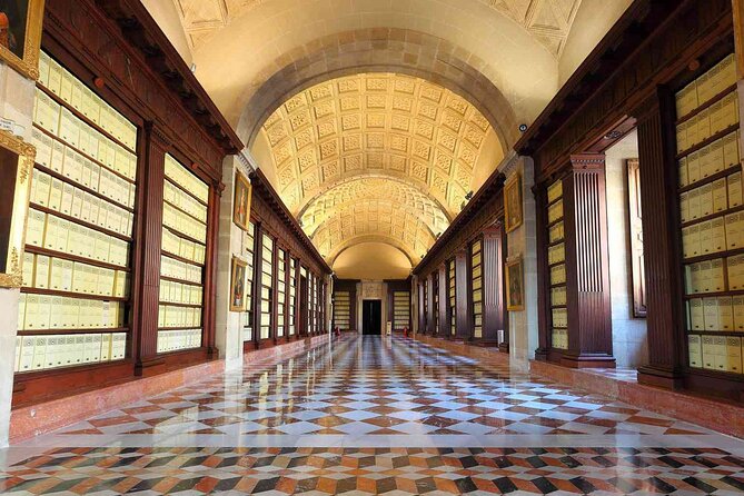 Guided visit to the Archivo de Indias - Key points to know before booking