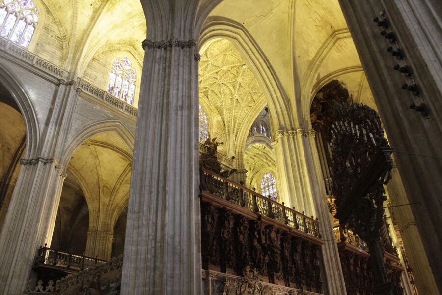 Highlights of Seville Monuments private Guided Tour - Beginning in the Santa Cruz quarter