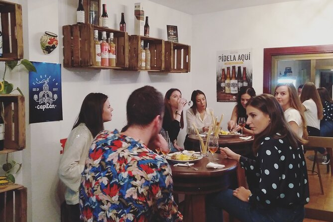 Indulge in Cordoba: Local Wines & Tapas Tasting - Key things to know before booking