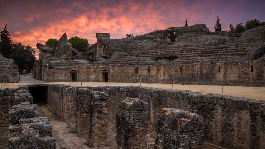 Itálica: 3-Hour City of Emperors Tour from Seville - Why Itálica makes a good break from Seville